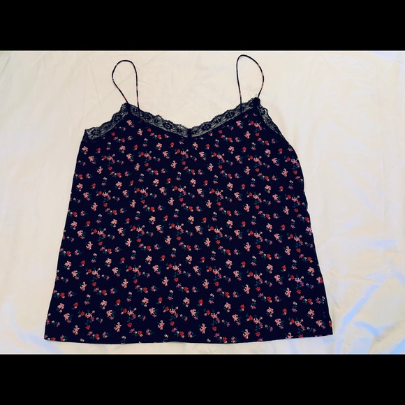 Cami top🌺 - Picture 1 of 4